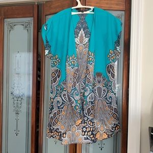 Floral Kimono-style shirt